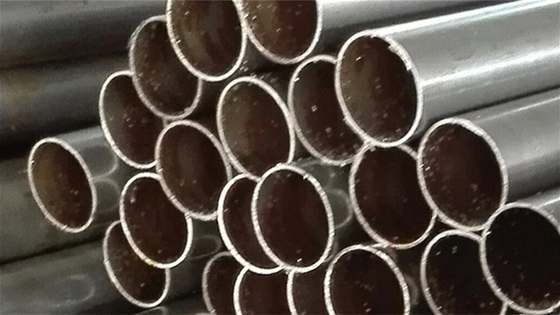 Astm Seamless Carbon Steel Pipe P195 Bentuk Bagian Bulat