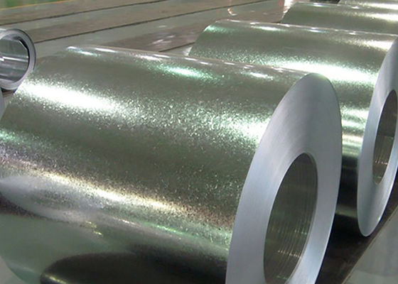 Kekuatan Tinggi Dx51d Z30-Z270 Galvanized Steel Coil Untuk Konstruksi